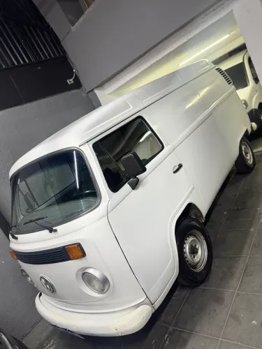 Volkswagen Kombi Furgão 2004