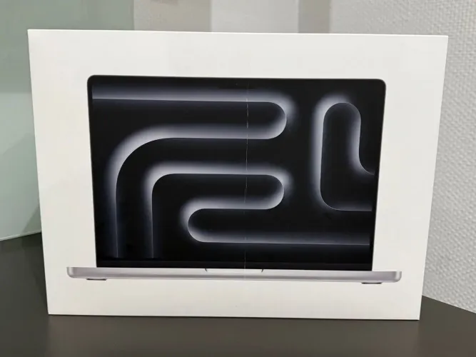 MACBOOK PRO | 16GB | 512 SSD | M5