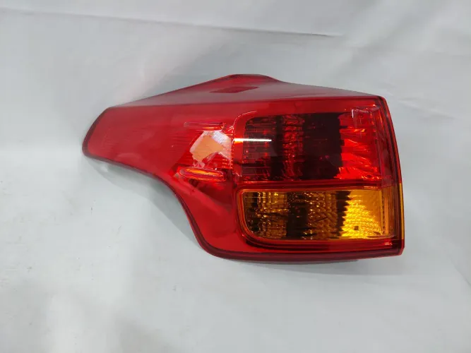 Lanterna traseira Rav4 2013/2015 esquerda PRODUTO ORIGINAL NOVO 