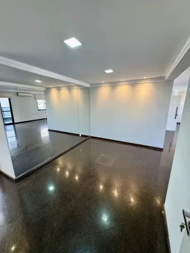 Imóvel para venda tem 222 metros quadrados com 4 quartos em Duque de Caxias - Cuiabá - MT