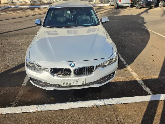 BMW 320I A Modern/sport TB 2.0/a.flex 16V 4P 2018