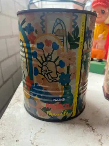 Lata leite em pó antiga - molico Tarsila 