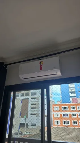 Ar condicionado split Elgin 12000 btu wifi alexa