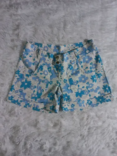 Shortinho Floral Azul e Branco Feminino M