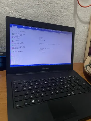 Notebook em ótimo estado 