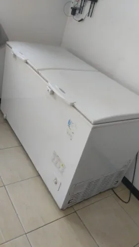 Freezer funcionando perfeitamente 