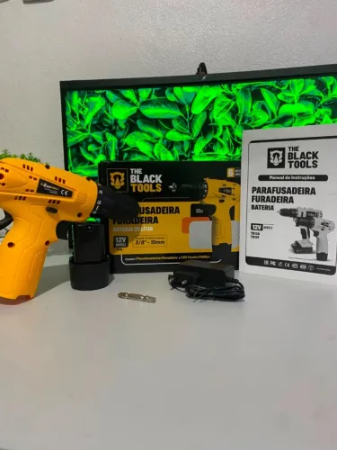parafusadeira e furadeira the black tools 12v