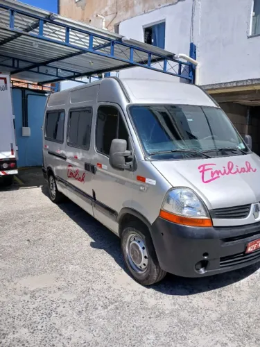 ALUGUEL DE VAN COM MOTORISTA 