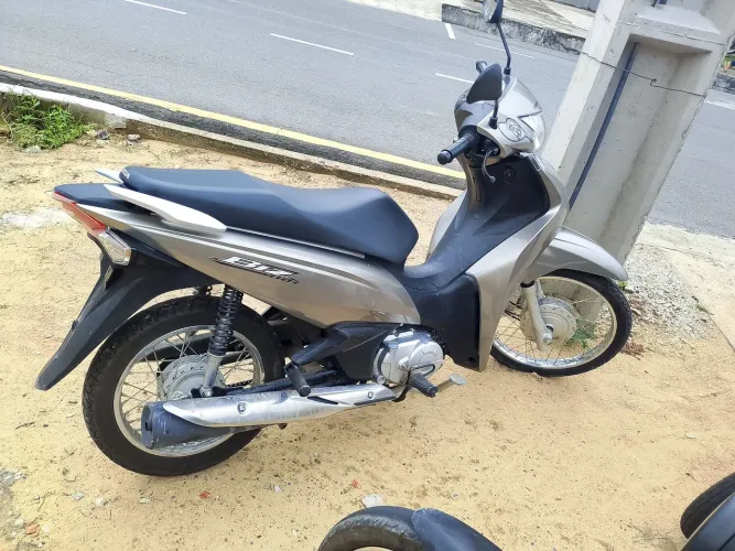 Moto nova