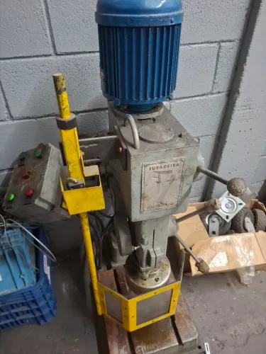 Parafusadeira industrial 