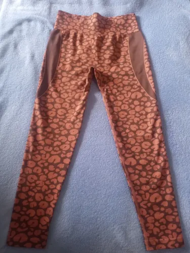 Roupa de academia 