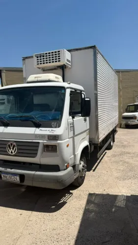 VOLKSWAGEN 8.120 EURO 3 - BAU FRIGORIFICO