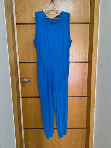 Macacão feminino azul