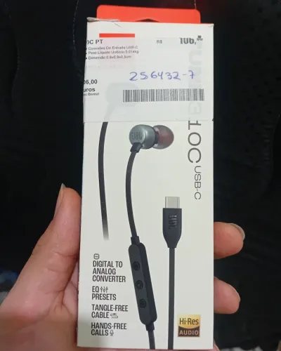 Fone JBL Original Tune 310C com selo Hi-Res áudio, conexão tipo C