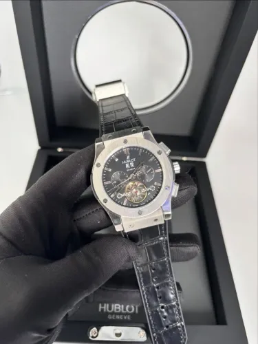 Relógio Hublot Fusion Turbilhão Automático