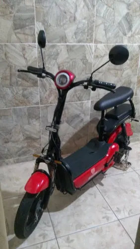Bicicleta Elétrica Smartway 350w Sem Cnh Recarregável Bivolt Vermelho -Preto.