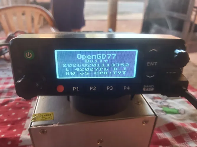 Radio VR 9600 opengd77 