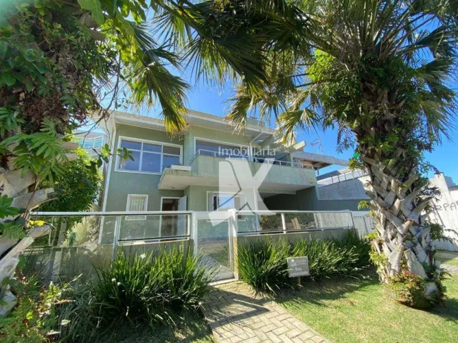 Casa beira mar com piscina, ar + 4 dorm.(sendo que são 2 suítes) para alugar, 343 m² por R