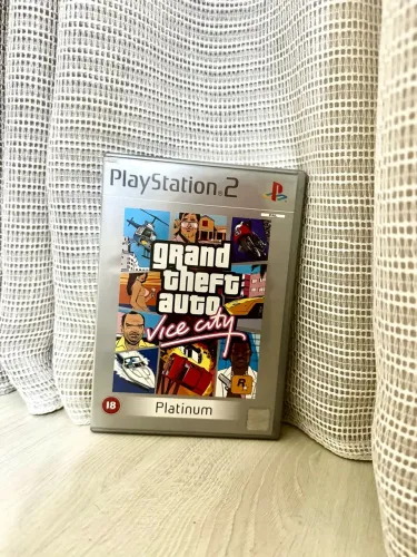 GTA Vice City Platinum - PS2 - Completo com Manual