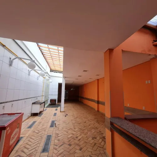 SALÃO COMERCIAL EM JUNDIAÍ - PRÓXIMO AO TERMINAL RODOVIÁRIO - AC= 223,00M2