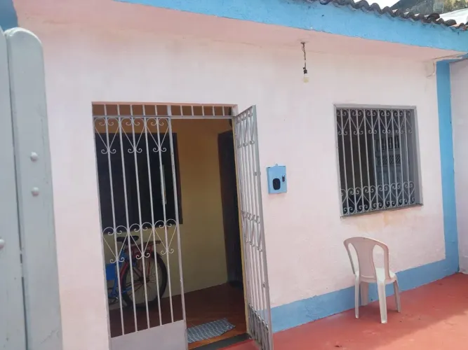Casa para Venda em Aracaju, Bugio, 2 dormitórios, 1 banheiro, 1 vaga