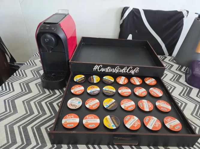 Cafeteira TRES 3 Corações Modo 110V + BRINDES ?
