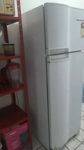 Vendo Geladeira Continental (Com defeito)