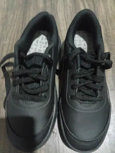 Tênis preto,  marca kidy