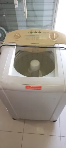 Máquina de Lavar Electrolux LM08 127v
