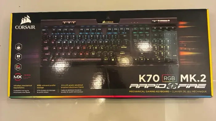 Teclado Gamer Corsair MK.2 RGB