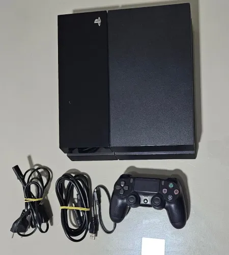 Playstation 4 (PS4) fat destravado goldhen