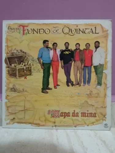 Disco de vinil de Samba, Fundo de Quintal, O Mapa da Mina, em bom estado de conservação.