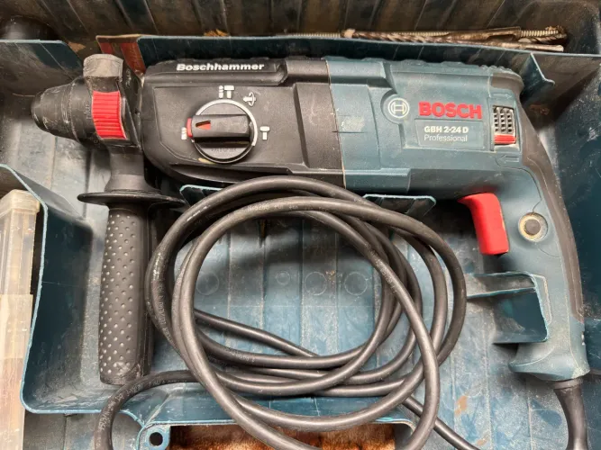 Martelete Bosch 800w