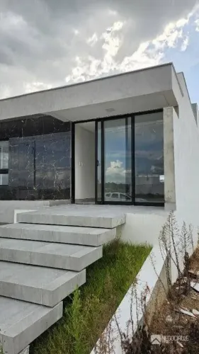 Casa com 3 dormitórios à venda, 155 m² por R$ 840.000 - Santa Terezinha - Campina Grande/P