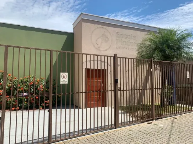 Casa comercial no Jardim Satélite - São José dos Campos - SP