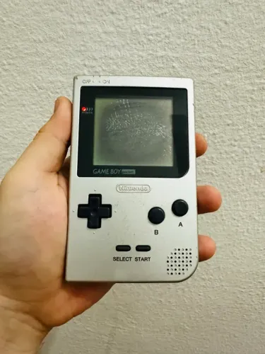 Videogame gameboy pocket prata