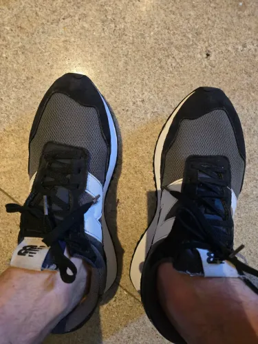 New Balance 237 Original Tamanho 44 - Preto, Cinza e Branco - Muito Conservado