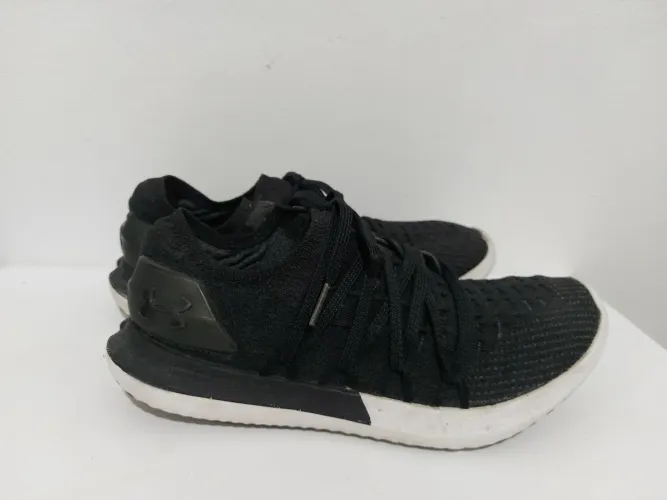 Tênis Under Armour 36