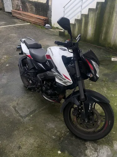 Bajaj dominar 160 2024