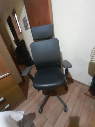 Cadeira giratória Flexform