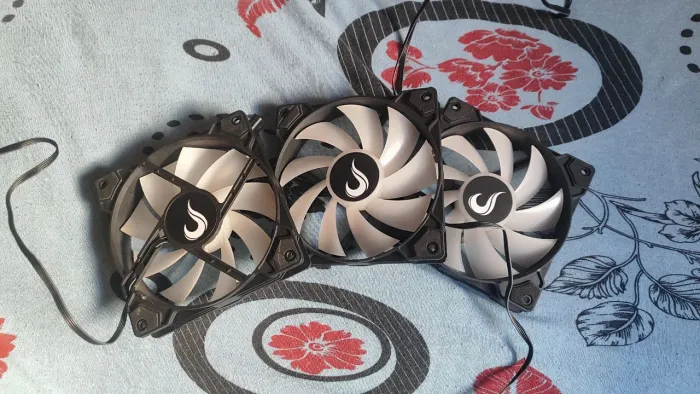3 Fans Rise Mode semi-novas<br>