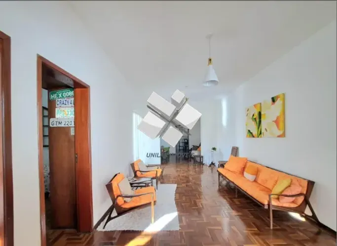 Casa à venda, 5 quartos, 2 suítes, 6 vagas, Nova Suíssa - Belo Horizonte/MG