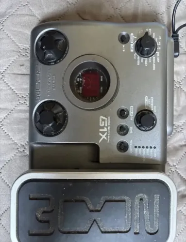 Pedaleira Zoom G1x