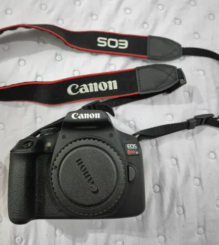 Kit Canon Rebel T7 + Lente 18-55mm + Lente Pancake 24mm f/2.8 + Bolsa