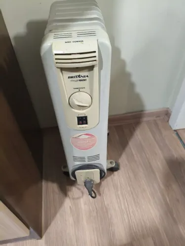 Aquecedor a óleo Britânia