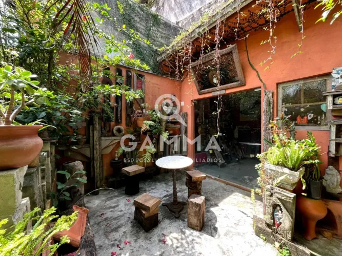 Ótima casa no Pacaembú