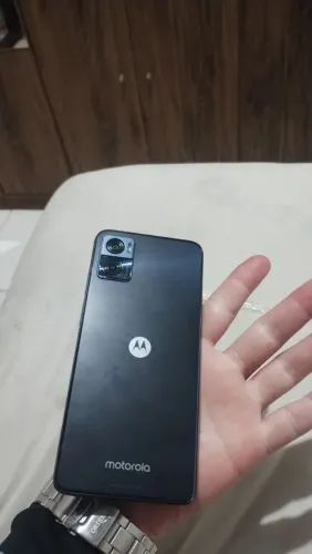 Vendo celular moto E 22 novinho poucos dias de uso