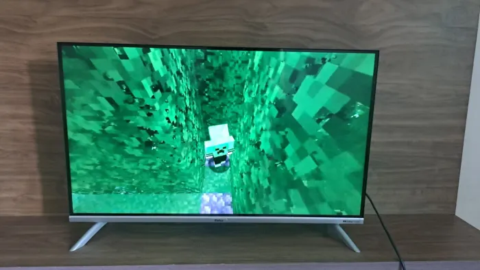 Vendo TV Philco 32" com controle teclado