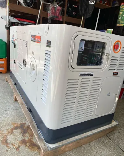 Gerador de energia silenciado toyama TDmg25se3