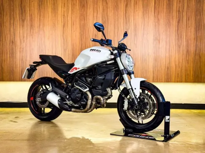 Ducati Monster 797 2019
